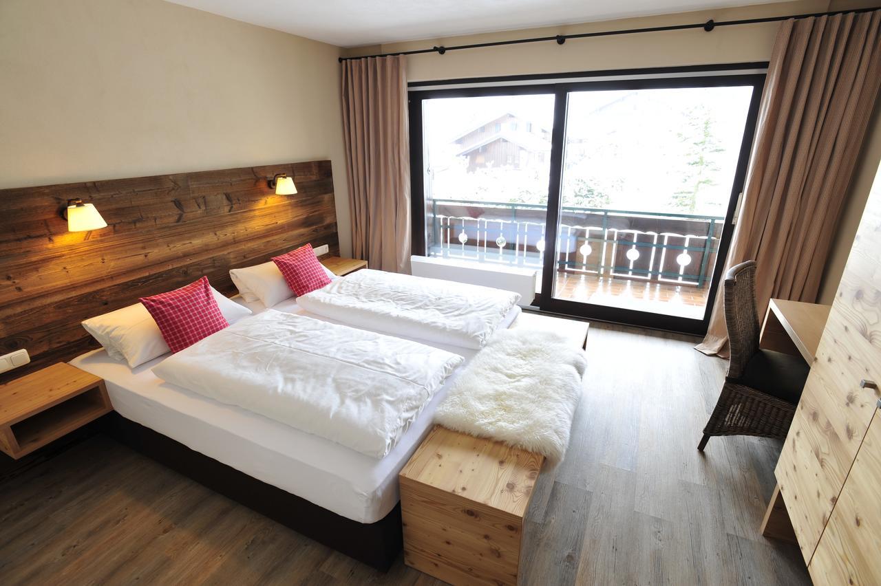 Auszeit Ferienwohnungen Obermaiselstein Exterior foto