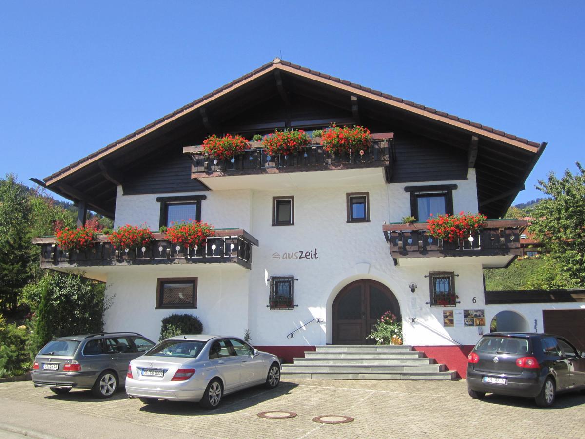 Auszeit Ferienwohnungen Obermaiselstein Exterior foto