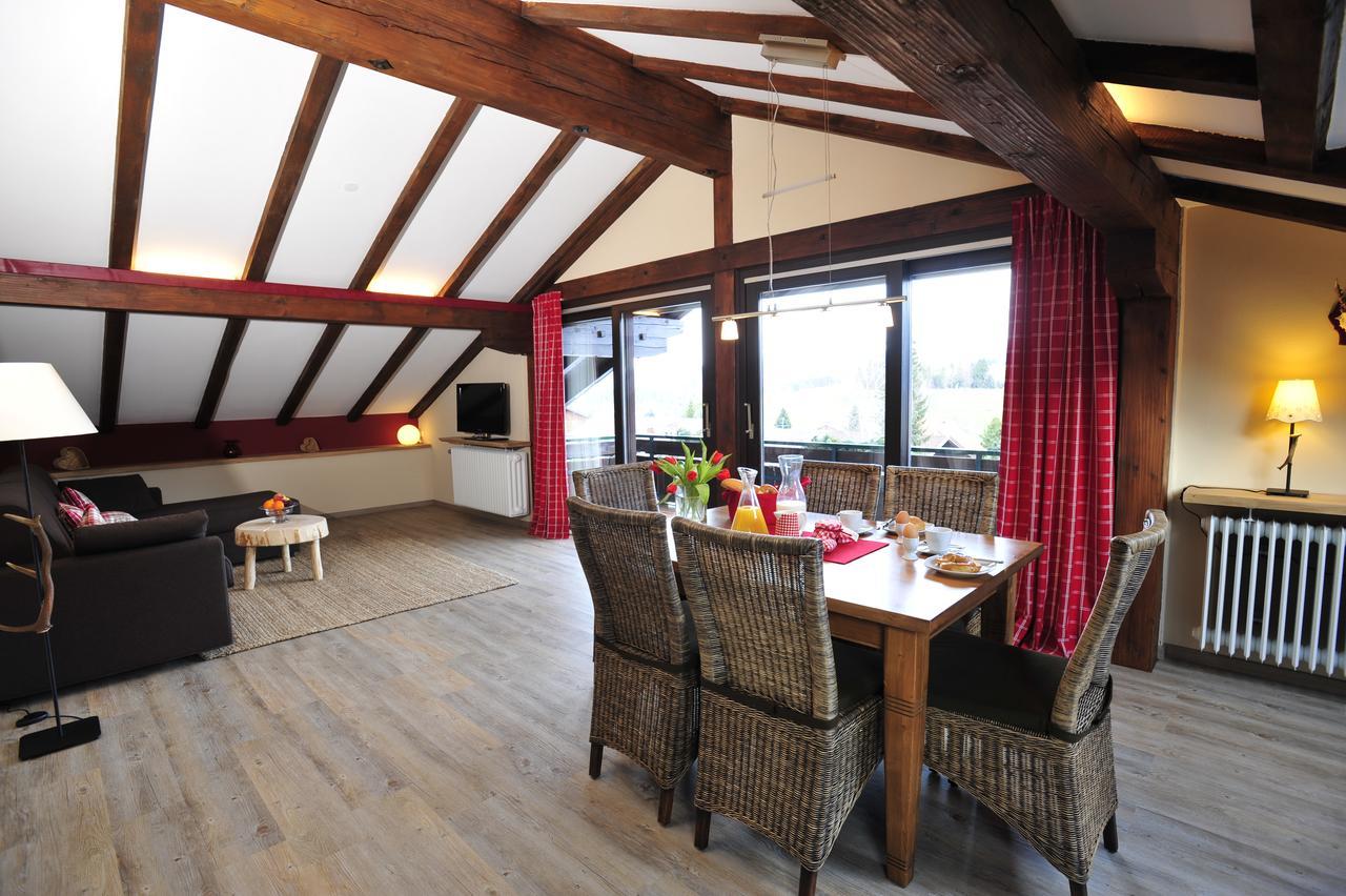 Auszeit Ferienwohnungen Obermaiselstein Exterior foto